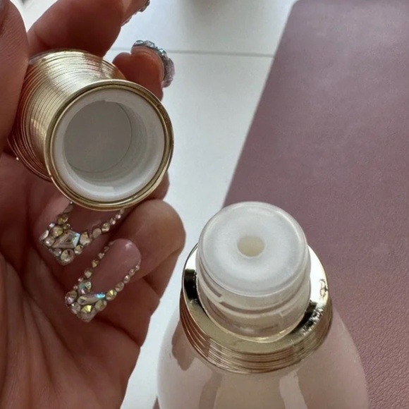 Dior J'Adore Lait Sublime Body Milk 6.8 oz NO BOX - Picture 4 of 5